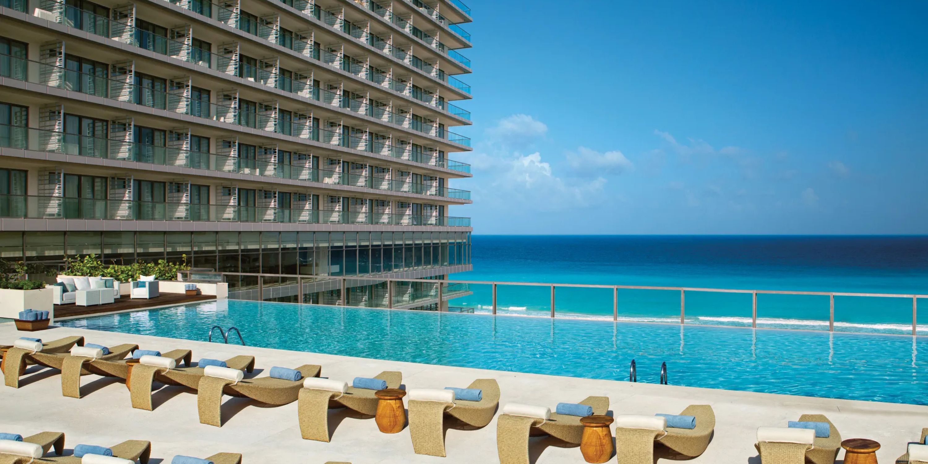 Secrets The Vine Infinity Pool